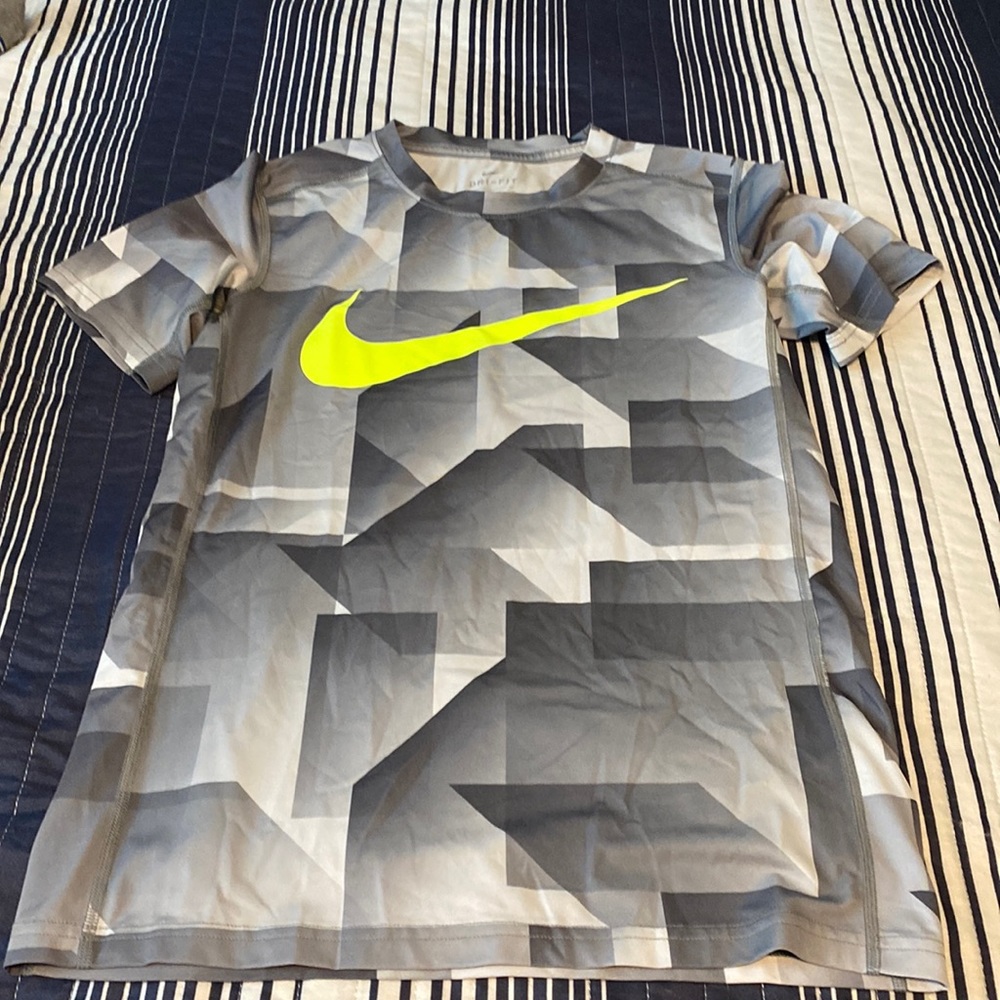 Kids dry fit Nike shirt